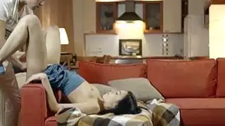 جنسي ضيق امرأة سمراء في سن المراهقة Sheri Vi الشرجي مارس الجنس و jizzed