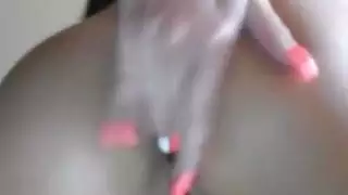 Lovelly مفلس امرأة سمراء الملاعين كس مع لعبة الجنس