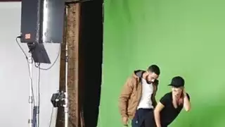 راقصة ساخنة استغل من قبل ديك أسود كبير