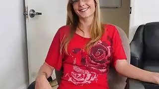 عكس الحلق العميق واللعنة المتشددين في المكتب مع جيني جيت