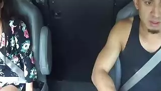 حصلت على خطف رينيه وأجبرت على امتصاص ديك كبيرة