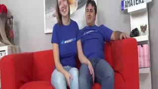 زوجان يستعرضان موقعهما الجنسي المفضل