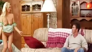 جبهة مورو لديها بعض إضافي خاص مرح