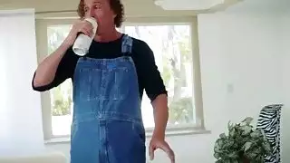 ابنة في سن المراهقة وجود ضربة سريعة مع stepdad