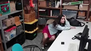 كارلي غرايز شعر كس يحترق جانبيا من قبل ضابط LP