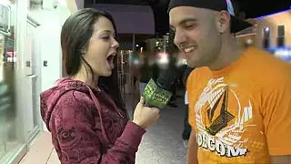 الخراب يفعل ذلك مرة أخرى! تمتص ديك لها الآن!