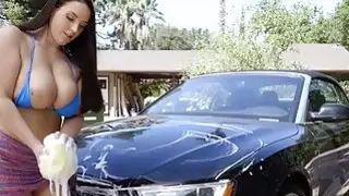 الجيران التجسس فاتنة مفلس غسل السيارة