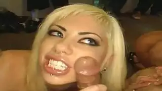 الجمال مع mambos مرح الحصول على pleasurings مفعم بالحيوية
