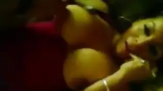سميكة اللاتينية الغنيمة قصف بوف