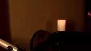 كوغار قرنية يلتقي صديقها بنات في غرفة نومه