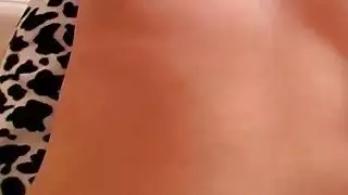 عاهرة احمر عاهرة جيمي لين العهره بوسها الرطب