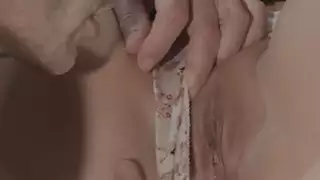 الحمار الكمال جبهة مورو خبطت في كرسي