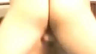 الاصبع في الحمار
