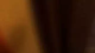 Petite vixen Zoey Laine يلعب مع الثدي أثناء ركوب الديك الأب