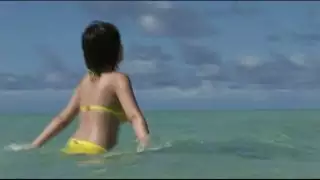 إجراءات المياه مع نموذج اليابانية الساخنة ومتعرج Hitomi Kitamura