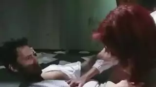 WTF غيبوبة فتاة الكمامات على كوك إلى Cum!