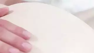 Daphne يحصل على كس أصابع الاتهام بواسطة مدلكة كايلا