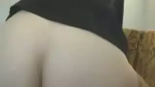 أحمر الرأس وقحة يعطي اللسان الرطب وركوب الديك الثابت