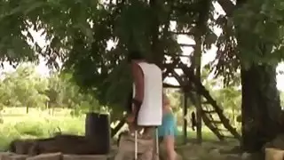 المعاقين في الهواء الطلق اسلوب هزلي سخيف اللسان