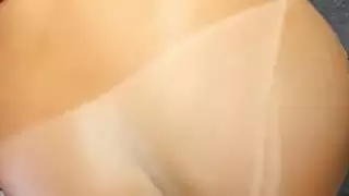 كلية في سن المراهقة يحب الحصول على مخوزق على قضيب ضخم