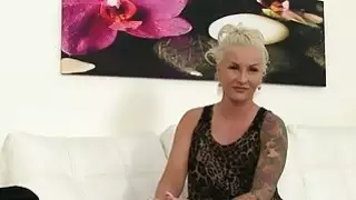 نموذج موشوم موشوم الملاعين عن وظيفة