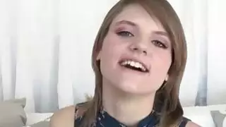 سكارليت يحصل بوسها قصفت المتشددين