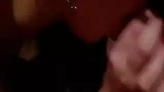 الزوجة لديها الجنس الثلاثي لأول مرة