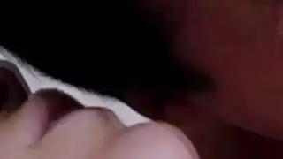 صغير جدا في سن المراهقة اليورو جانين حفر رجل مسن