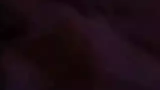 الثلاثي مع اثنين من الفتيات السود