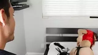 اللعنة لعبة في سن المراهقة اليكس ماي يريد اللعب مع السياط والسلاسل