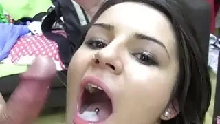 PUTA LOCURA في سن المراهقة تحول جنسى