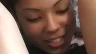 Charming mulatto Portia يسدد مقابل لعق كس مع اللسان