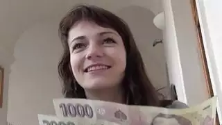 النافورات الهواة والملاعين في السيارة في الأماكن العامة