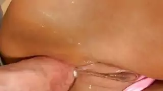 فاتنة ناضجة هي غارقة الرجال schlong hungrong
