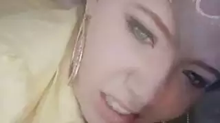 لطيف في سن المراهقة مص على الديك