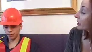 جودي فوك الملاعين موظفيها