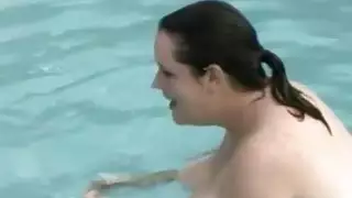 Bbw يلعب Fat Naked في Swimmig تجمع
