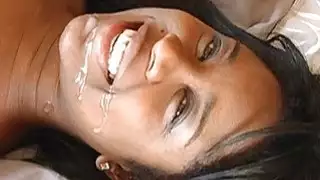 التدفق اميل العمل بجد من أجل شاعر الوجه