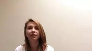 المستأجر في سن المراهقة يفعل كل شيء في عارية ويحصل على الشكاوى