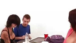Playie بوني يحصل على كس والشرج استغل من قبل ديك كبيرة