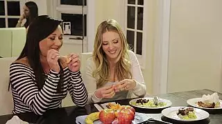 ملحمة الجنس مخادع