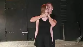 مفلس قيدوا أحمر الشعر خبطت من قبل سيدها