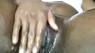 الدهون السوداء كس يحصل على الرطب عن قرب