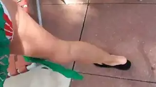 صغير في سن المراهقة ركوب الديك ضخمة