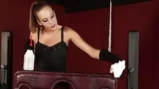 رحلة موليز عبودية كانت ساخنة للمشاهدة