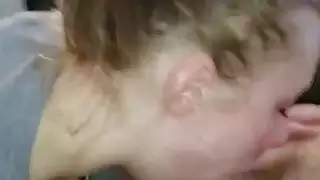 ضربة وظيفة ليزا مكافأة مع الوجه ضخمة
