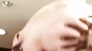 مرهف فاسق في سن المراهقة غزت من قبل بي بي سي