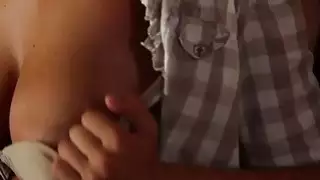 وصلت ويتني وستجيت لتوها وتسعد تايلر برؤيتها