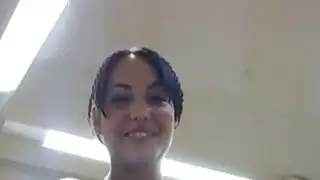 حفر كبيرة cumshots الوجه صور فيفيان يعطي اللسان