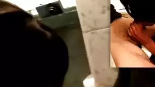 الهواة في سن المراهقة الأفريقية اللسان مص بوف الحمام